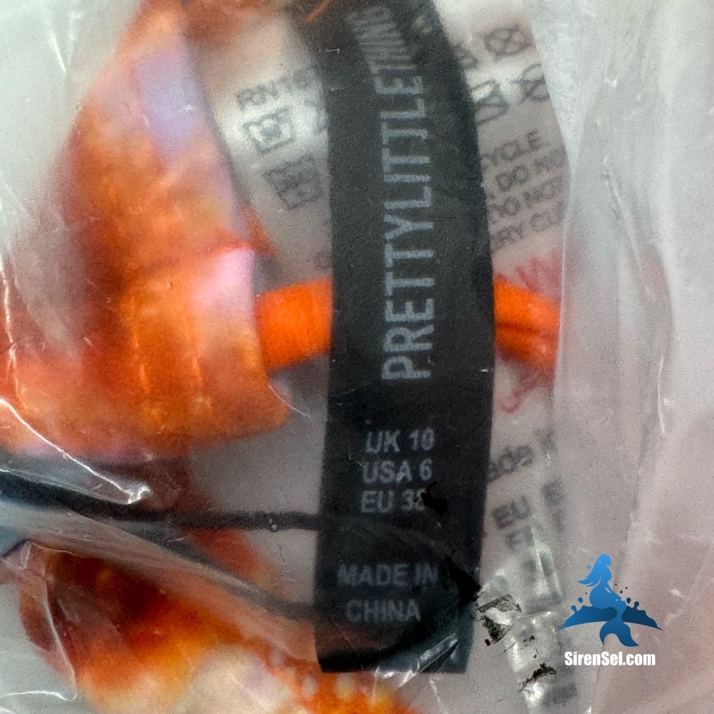 1115 NWT PrettyLittleThing Deep Orange Butterfly Triangle Bikini Top - Size 6 - Picture 7 of 11